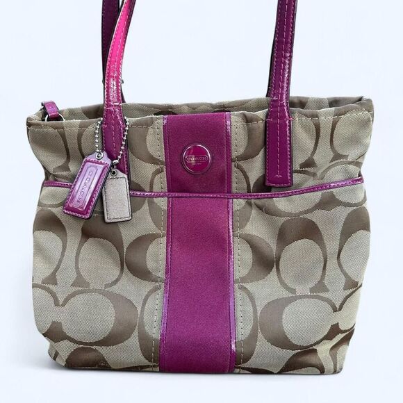 Y2K Coach Signature Stripe Tote Bag in Khaki & Magenta — 2011 Style F25771 - Picture 1 of 8
